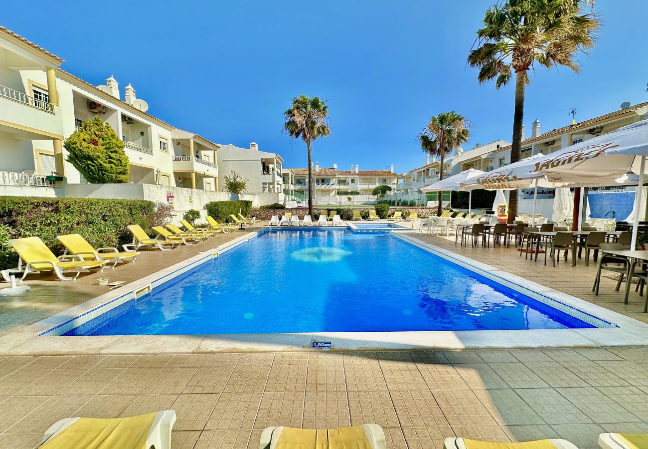 Apartamento en Albufeira - ALBUFEIRA TROPICAL VIEW 2 WITH POOL by HOMING