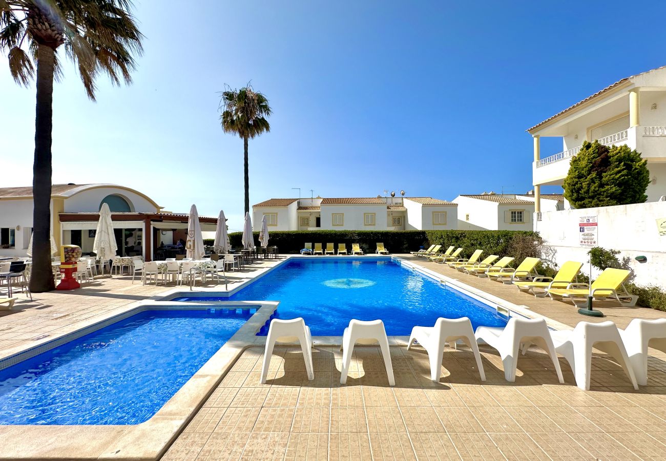 Apartamento en Albufeira - ALBUFEIRA TROPICAL VIEW 2 WITH POOL by HOMING