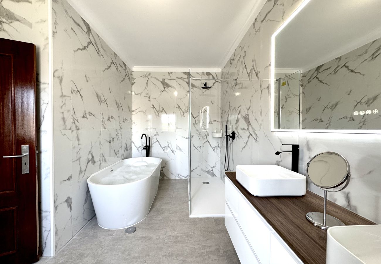 Villa en Quarteira - QUARTEIRA AMAZING VILLA WITH PRIVATE POOL by HOMIN