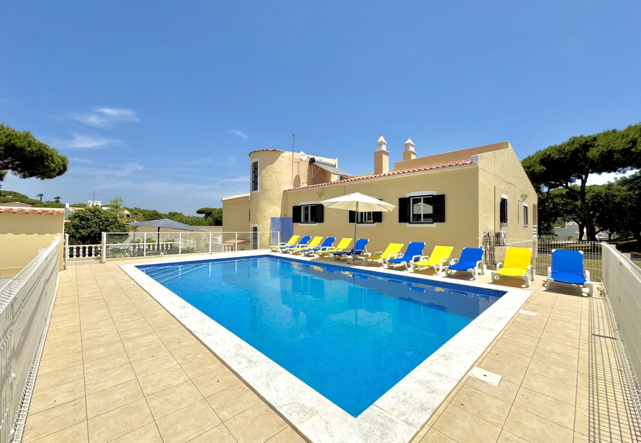 Villa en Quarteira - QUARTEIRA AMAZING VILLA WITH PRIVATE POOL by HOMIN