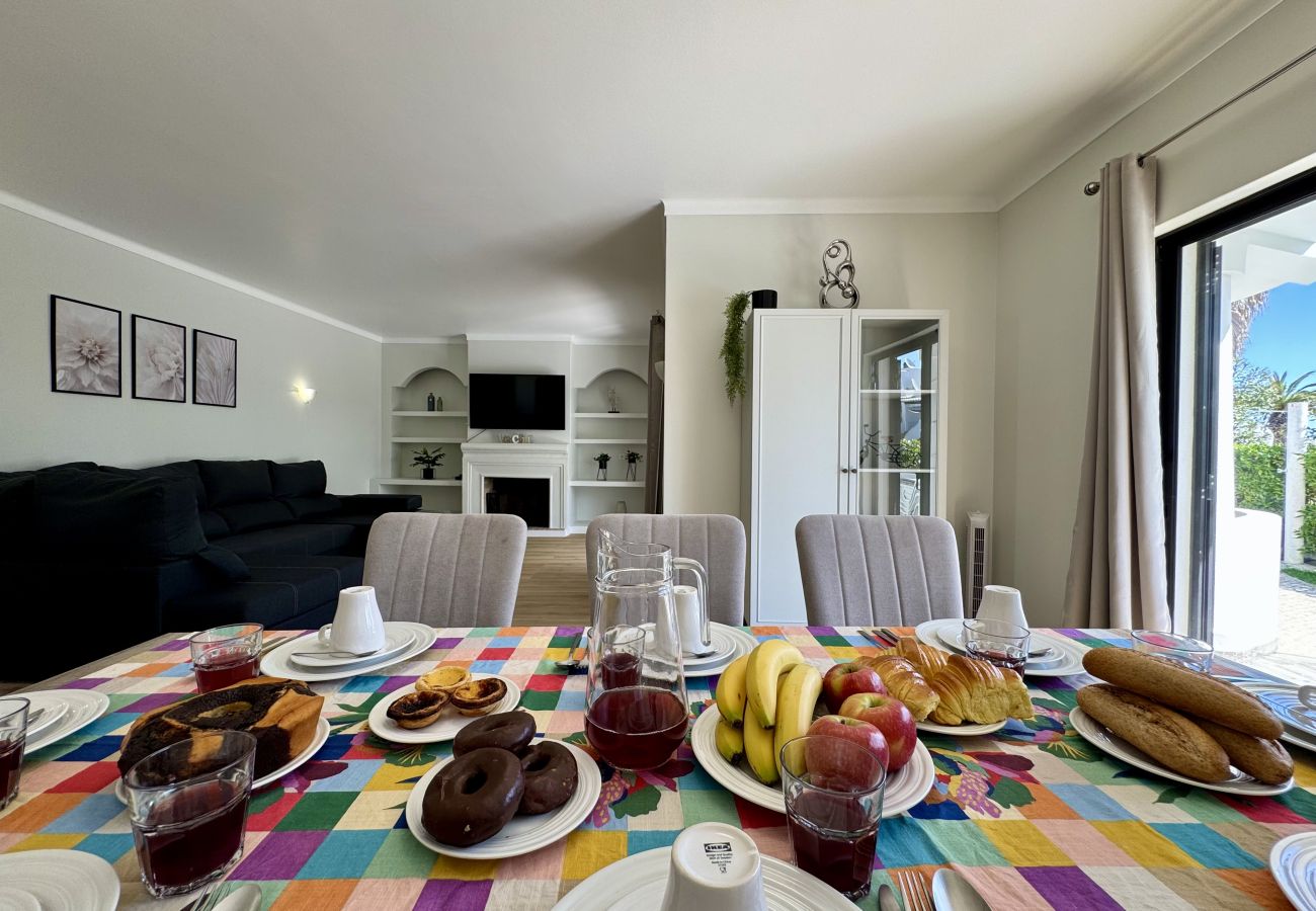 Villa en Albufeira - ALBUFEIRA SUMMER VILLA 3 WITH POOL by HOMING