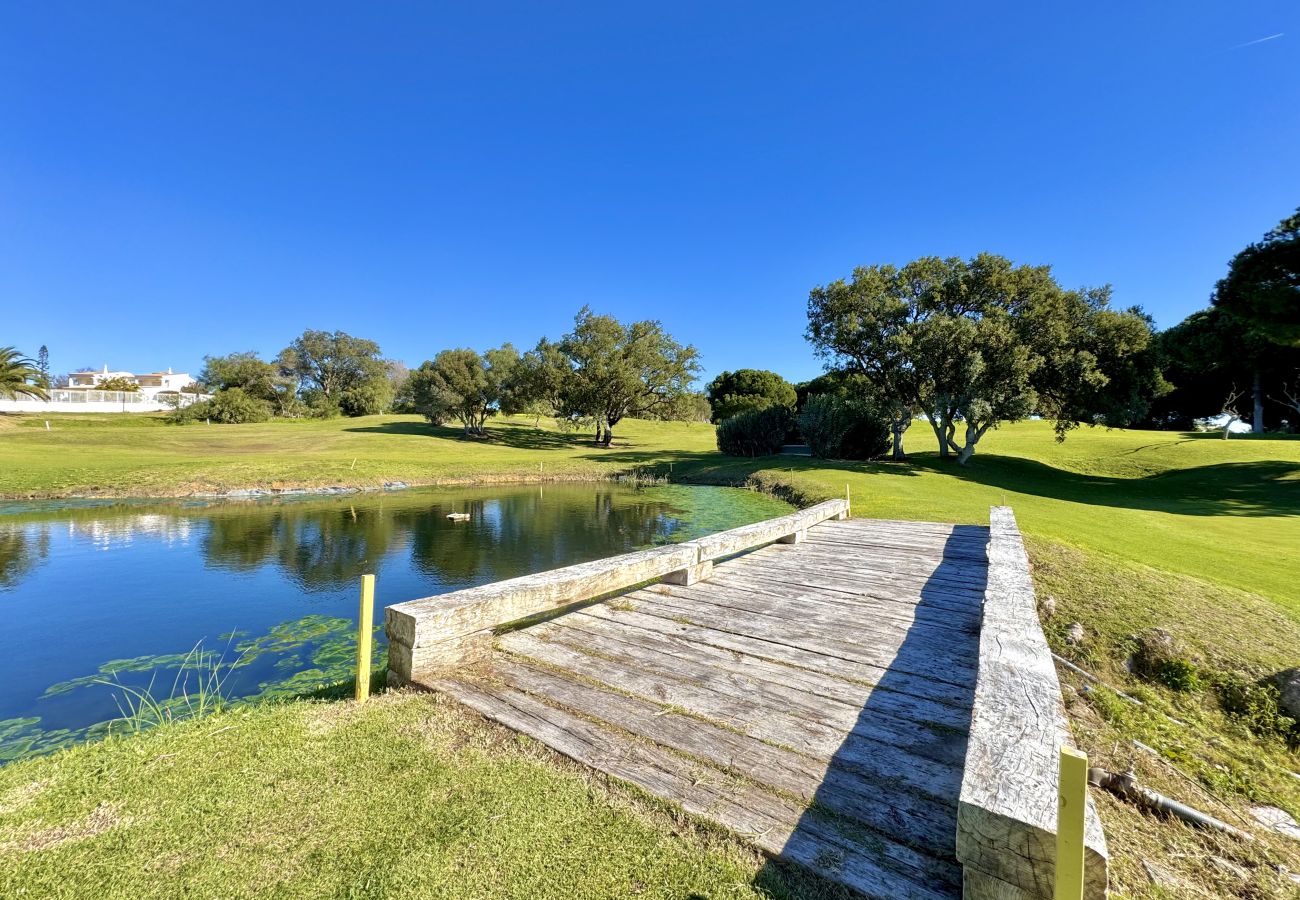 Apartamento en Albufeira - ALBUFEIRA BALAIA GOLF VILAGE 8 WITH POOL by Homing