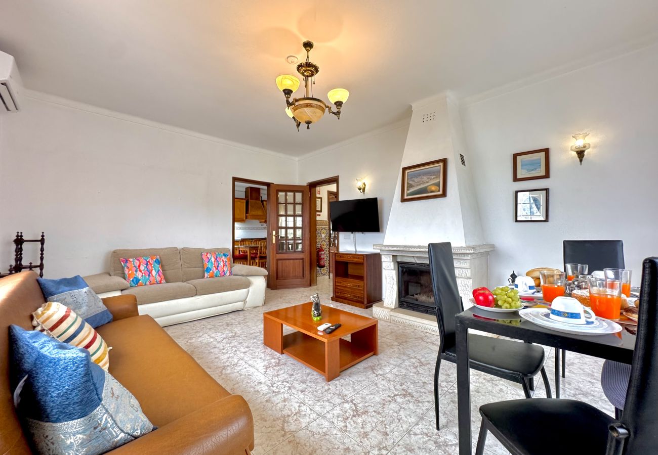 Apartamento en Altura - ALTURA TYPICAL HOUSE by HOMING