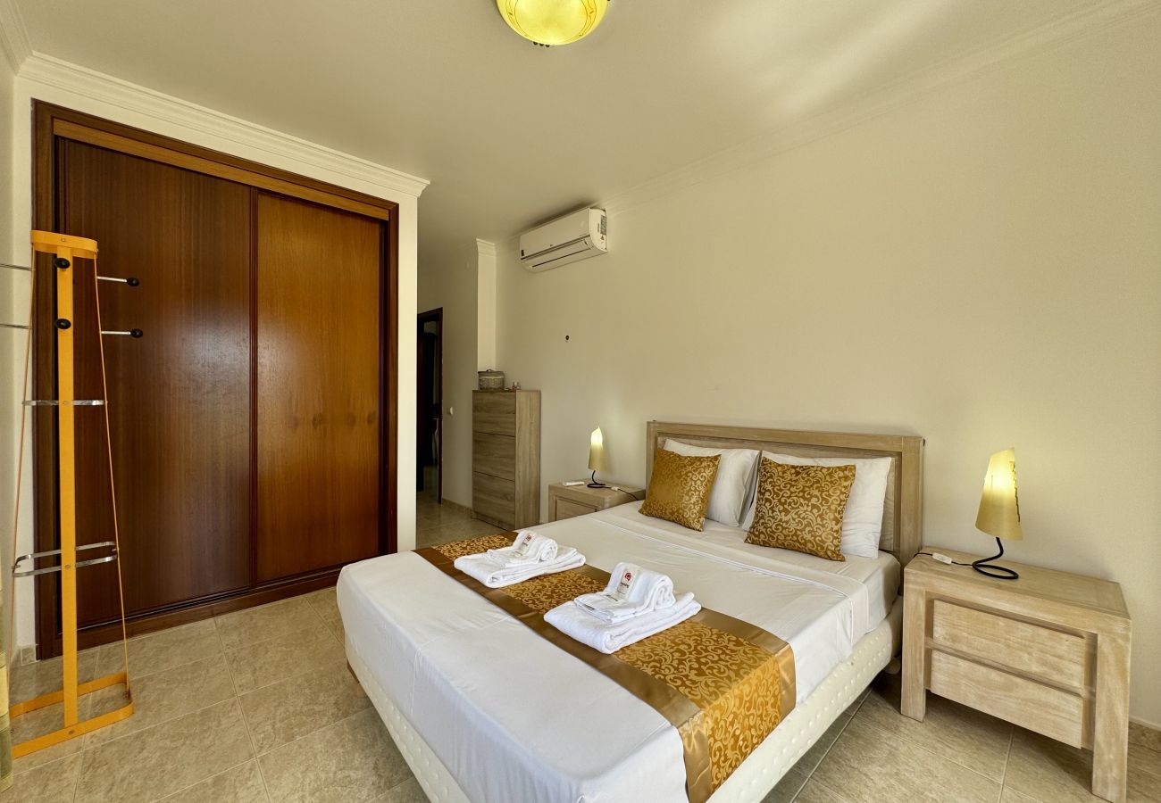 Apartamento en Quarteira - QUARTEIRA STYLISH 4 by HOMING