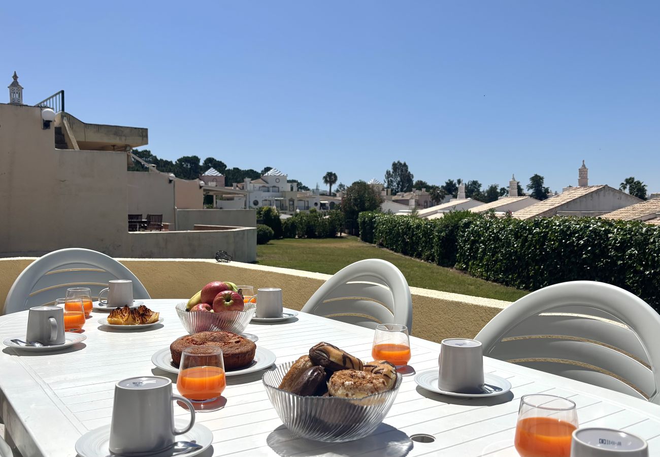 Apartamento en Vilamoura - VILAMOURA GOLF VILLA 4 WITH POOL by HOMING