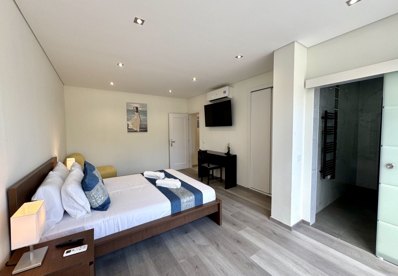Apartamento en Quarteira - QUARTEIRA DELUXE 2 WITH POOL by HOMING