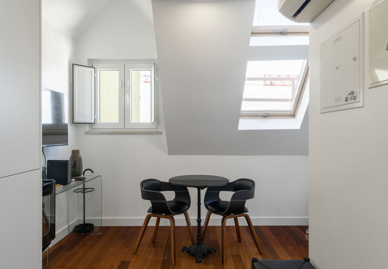 Estudio en Lisboa ciudad - LAPA RIVERSIDE STUDIOS IV by Homing