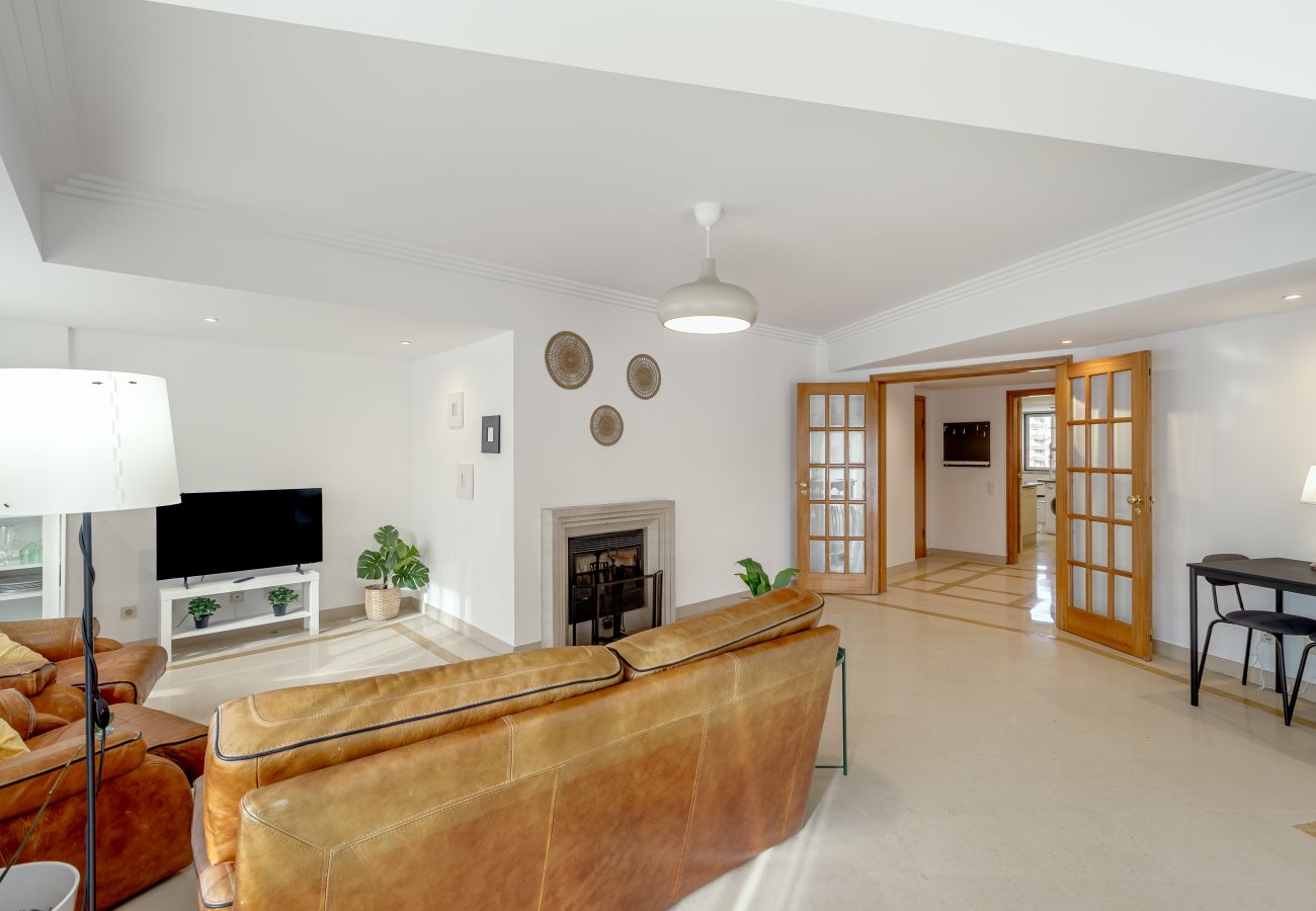 Apartamento en Lisboa ciudad - LARANJEIRAS GRAND APARTEMENT WITH PARKING by Homin