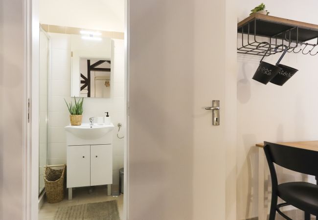 Studio à Lisboa - GOLDEN STUDIO INSIDE CASTLE WALLS by HOMING Studio à Lisboa - GOLDEN STUDIO INSIDE CASTLE WALLS by HOMING