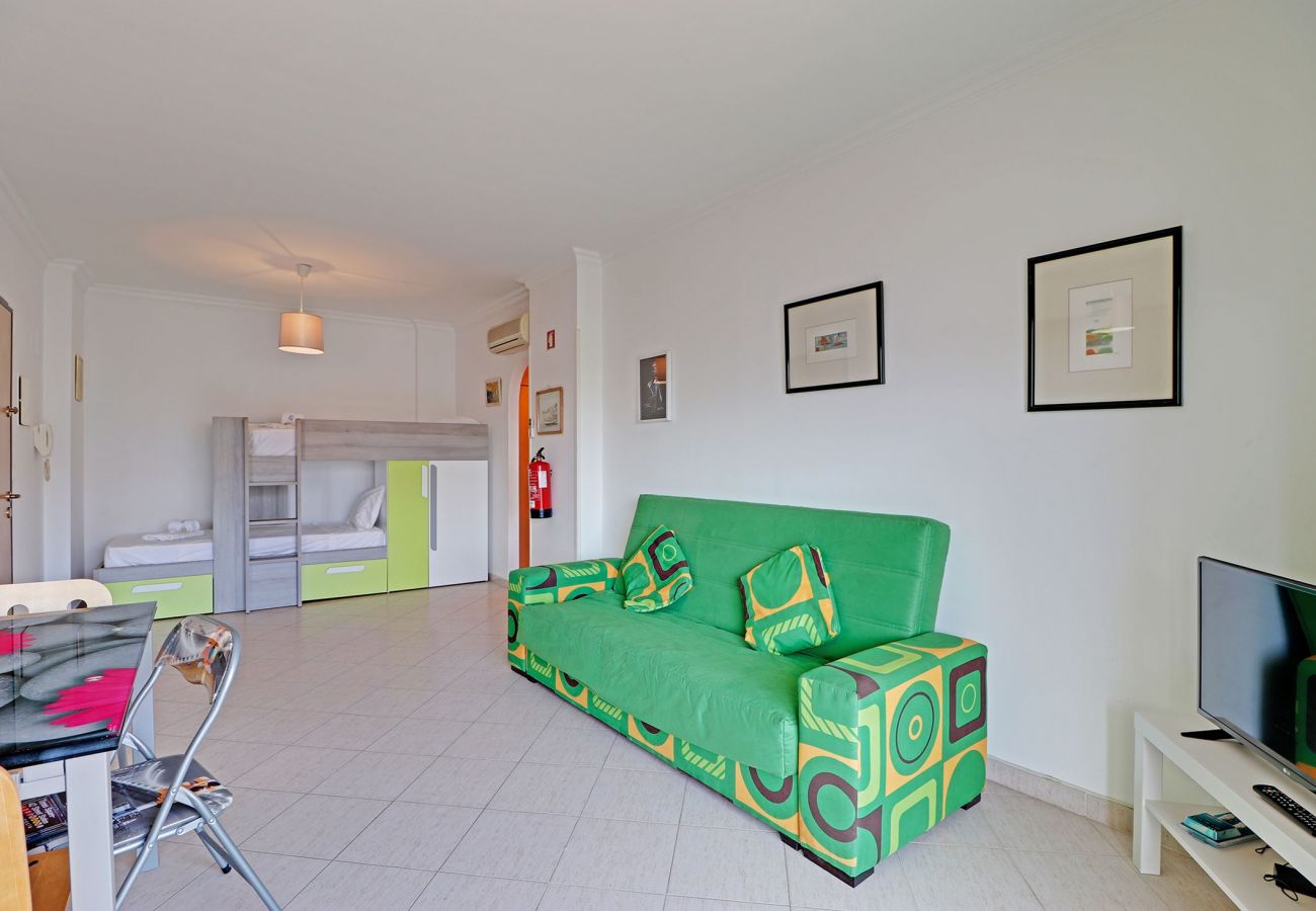 Appartement à Armação de Pêra - ARMAÇÃO DE PERA CENTRAL by HOMING