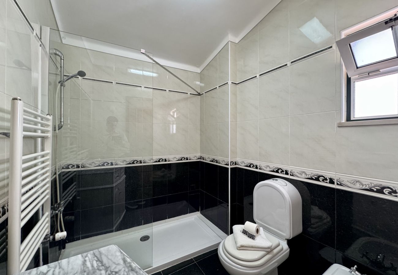 Maison à Lagos - LAGOS TYPICAL HOUSE by HOMING