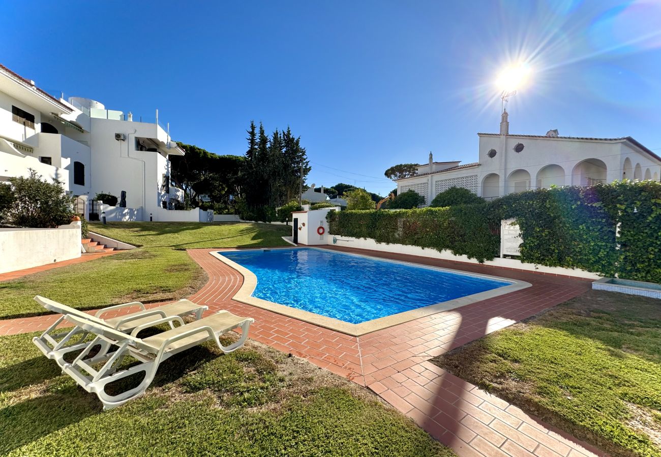 Appartement à Vilamoura - VILAMOURA BRIGHTNESS APARTMENT WITH POOL by HOMING