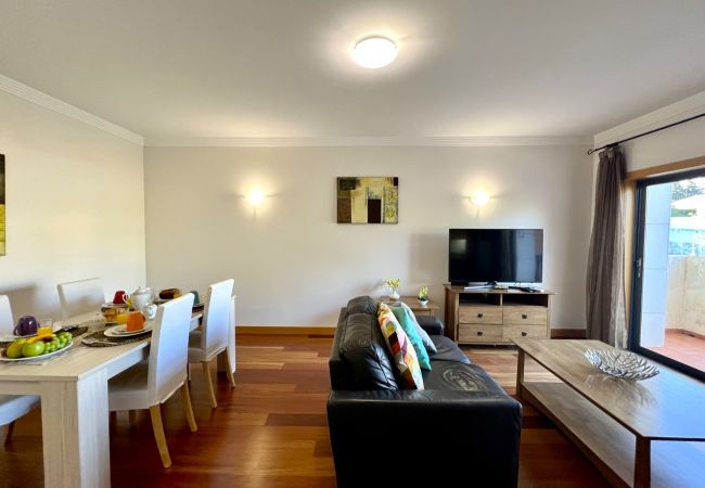 Appartement à Albufeira - ALBUFEIRA MODERN 4 WITH POOL by HOMING Appartement à Albufeira - ALBUFEIRA MODERN 4 WITH POOL by HOMING