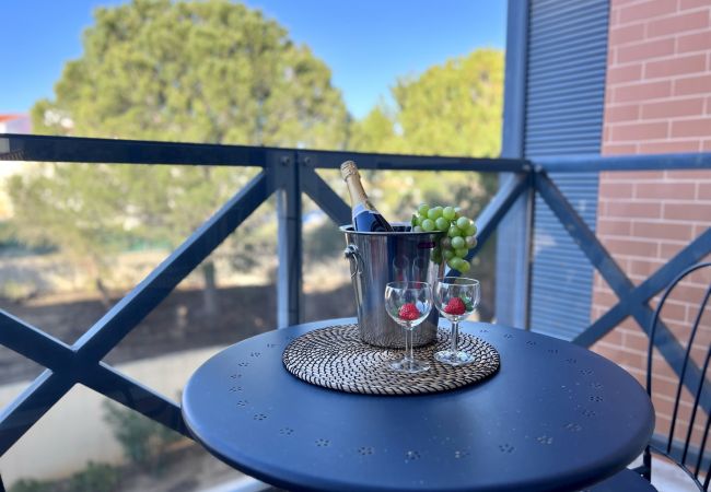 Appartement à Albufeira - ALBUFEIRA MODERN 4 WITH POOL by HOMING Appartement à Albufeira - ALBUFEIRA MODERN 4 WITH POOL by HOMING