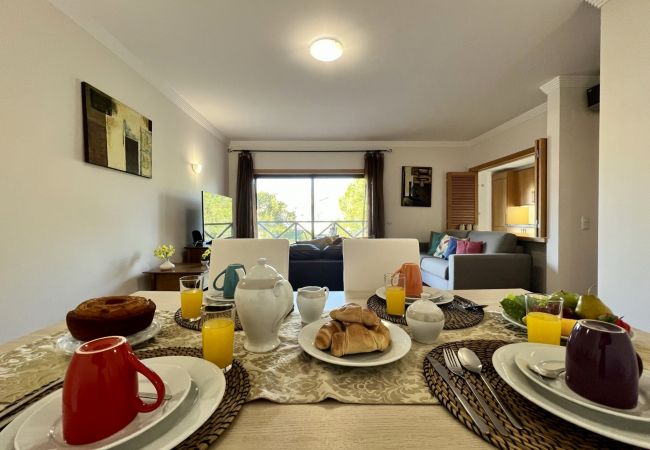 Appartement à Albufeira - ALBUFEIRA MODERN 4 WITH POOL by HOMING Appartement à Albufeira - ALBUFEIRA MODERN 4 WITH POOL by HOMING