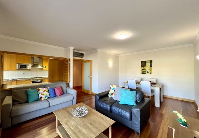 Appartement à Albufeira - ALBUFEIRA MODERN 4 WITH POOL by HOMING Appartement à Albufeira - ALBUFEIRA MODERN 4 WITH POOL by HOMING