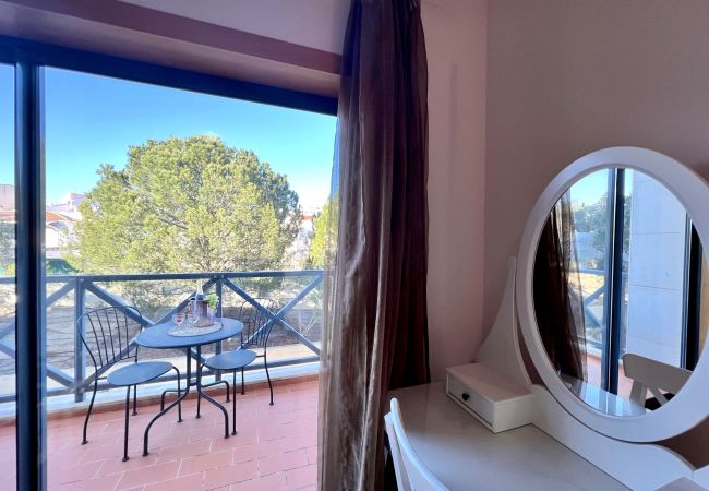 Appartement à Albufeira - ALBUFEIRA MODERN 4 WITH POOL by HOMING Appartement à Albufeira - ALBUFEIRA MODERN 4 WITH POOL by HOMING