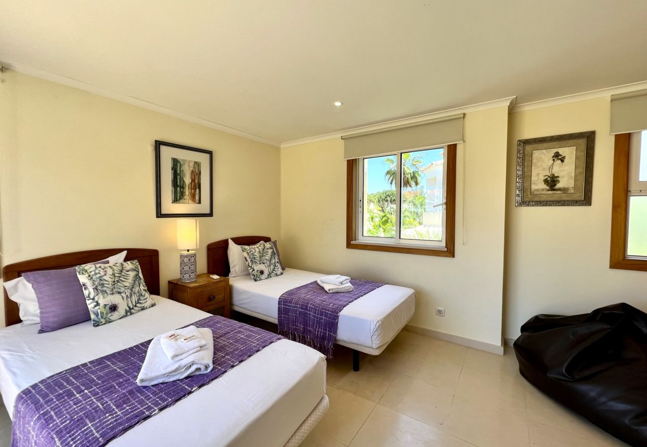Villa à Vilamoura - VILAMOURA  AMAZING GOLF VILLA WITH POOL by HOMING