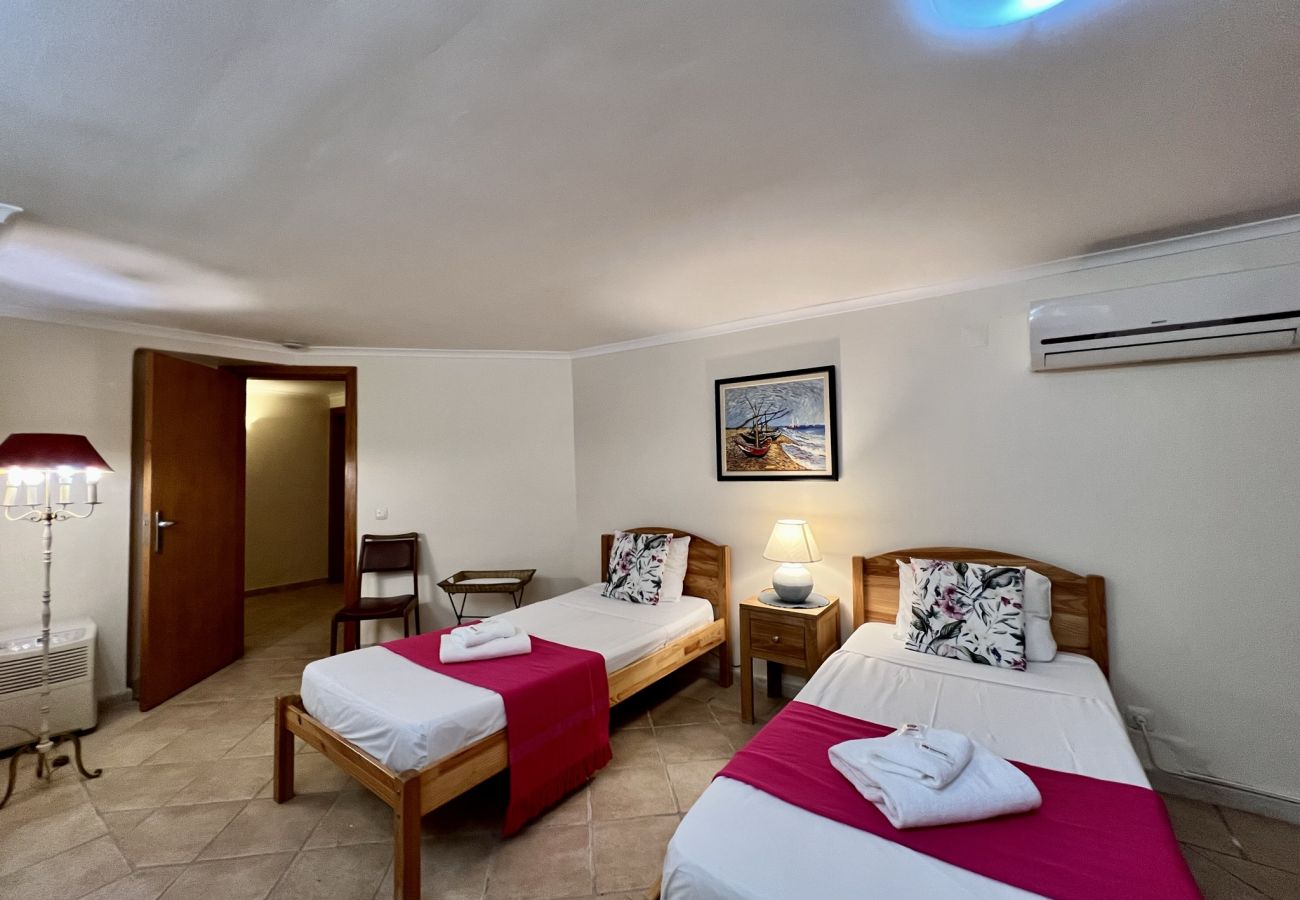 Villa à Vilamoura - VILAMOURA  AMAZING GOLF VILLA WITH POOL by HOMING