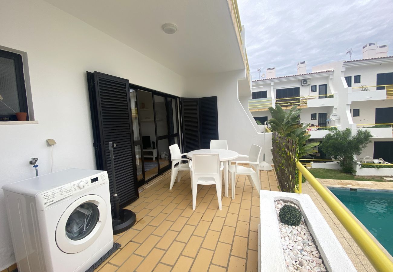 Appartement à Vilamoura - VILAMOURA GOLF APARTMENT 1 WITH POOL by HOMING