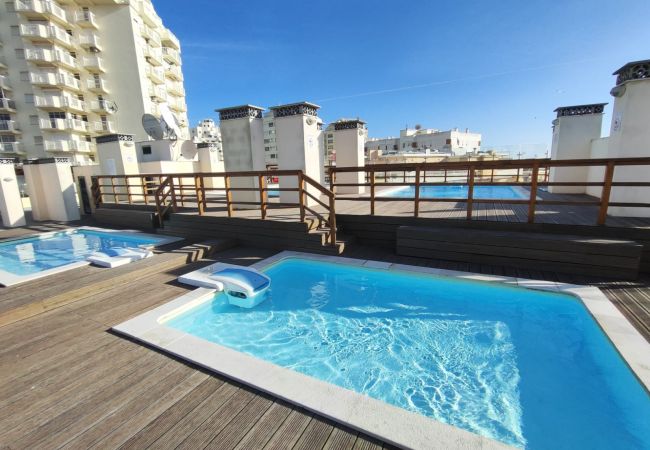 Appartement à Armação de Pêra - ARMAÇÃO DE PÊRA OCEAN TERRACE WITH POOL by HOMING Appartement à Armação de Pêra - ARMAÇÃO DE PÊRA OCEAN TERRACE WITH POOL by HOMING