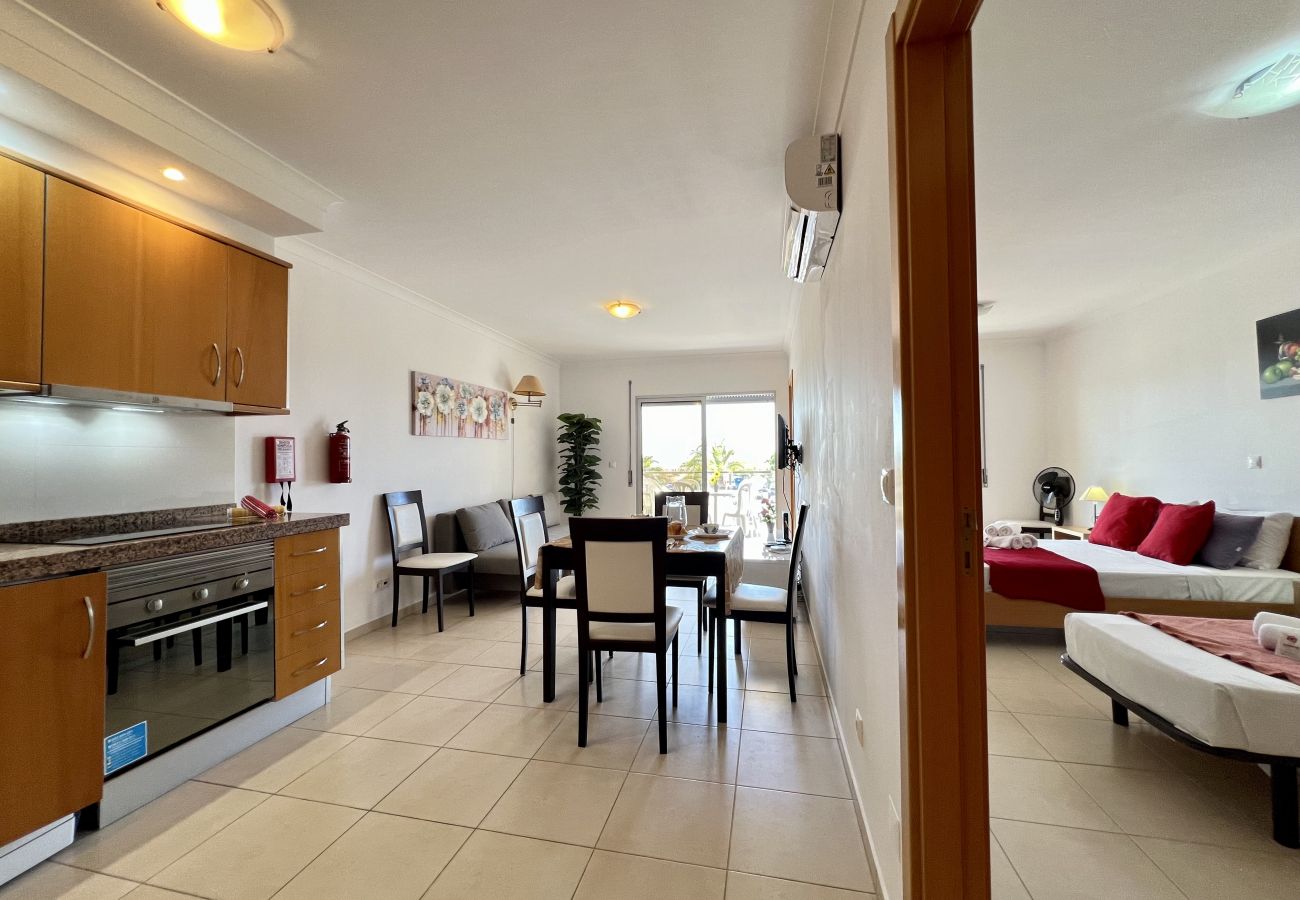 Appartement à Monte Gordo - MONTE GORDO BEACH OCEAN VIEW 4 by HOMING