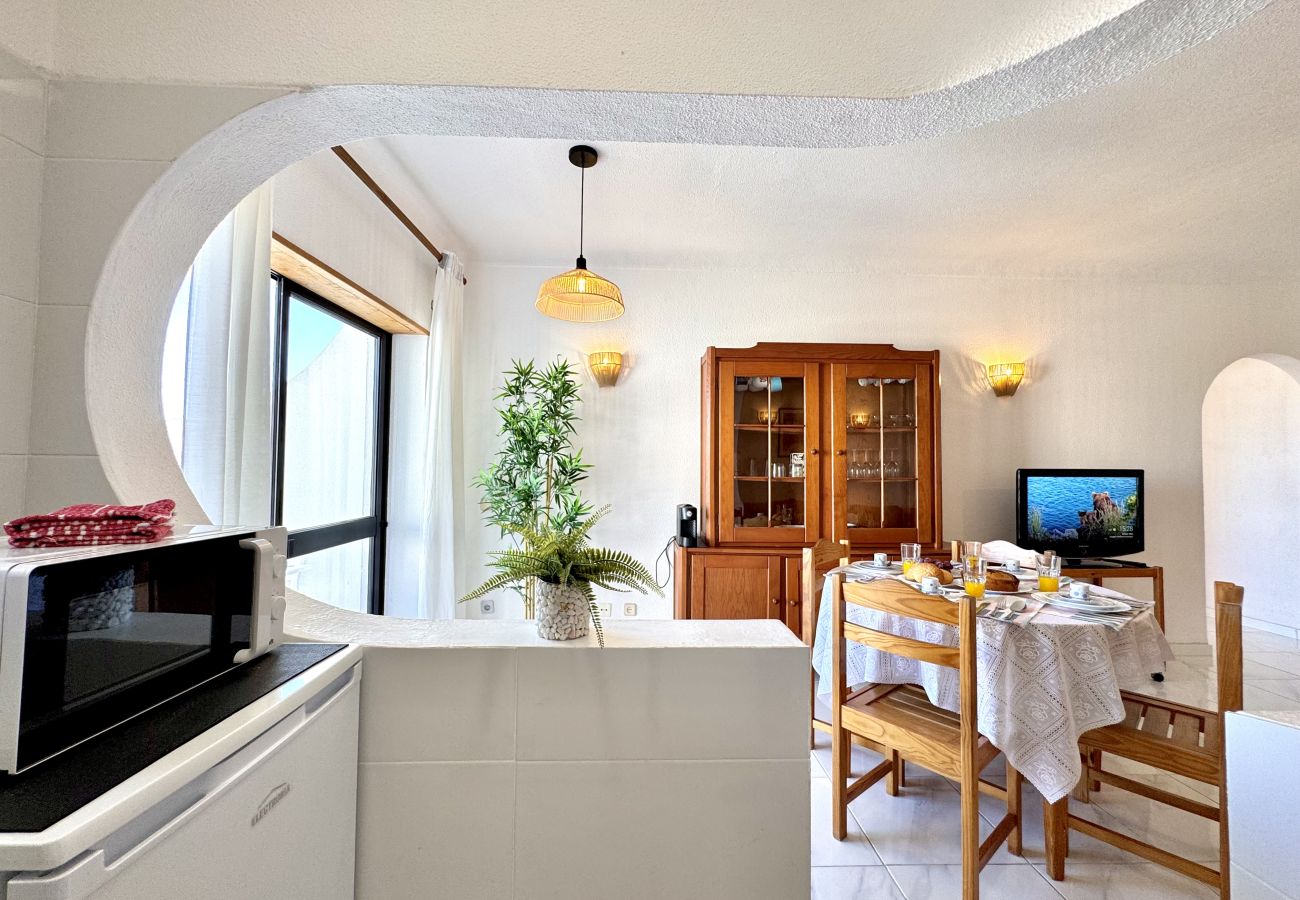 Appartement à Albufeira - ALBUFEIRA VINTAGE APARTMENT 2 WITH POOL by HOMING