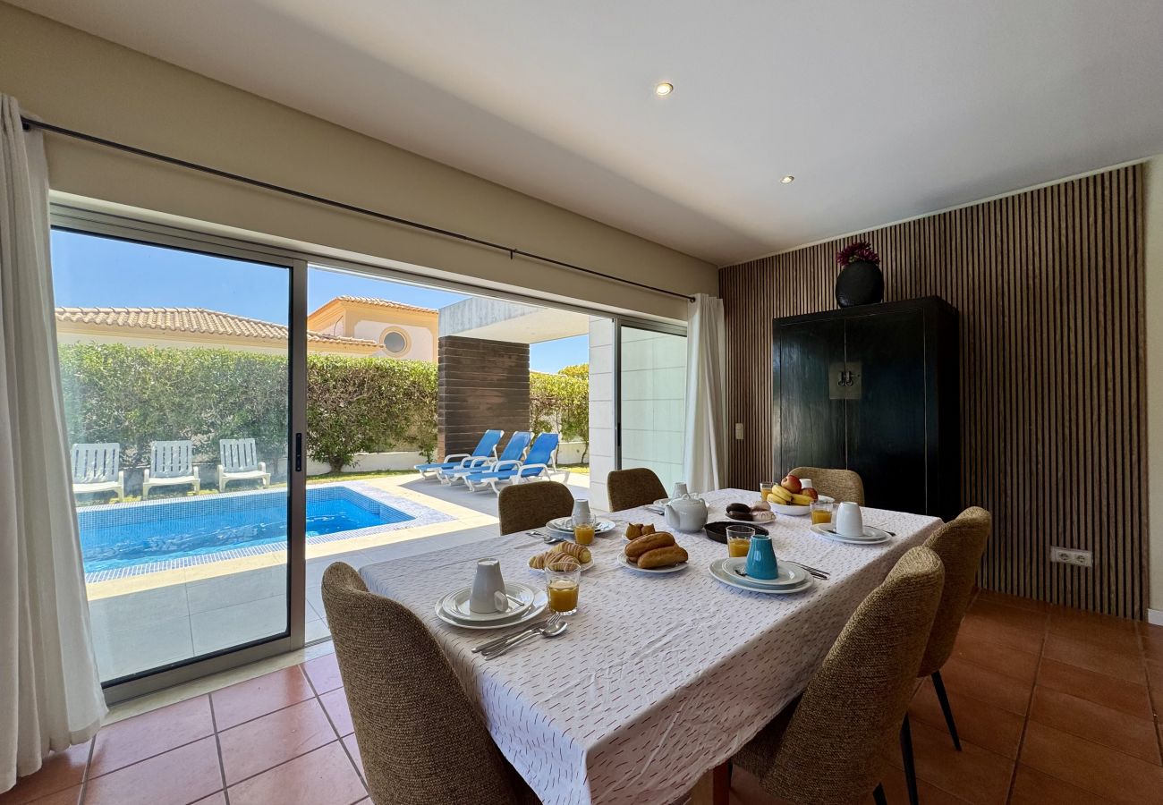 Appartement à Albufeira - ALBUFEIRA BALAIA VILLA 2 WITH POOL by HOMING