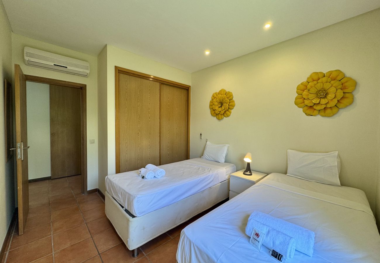 Appartement à Albufeira - ALBUFEIRA BALAIA VILLA 2 WITH POOL by HOMING
