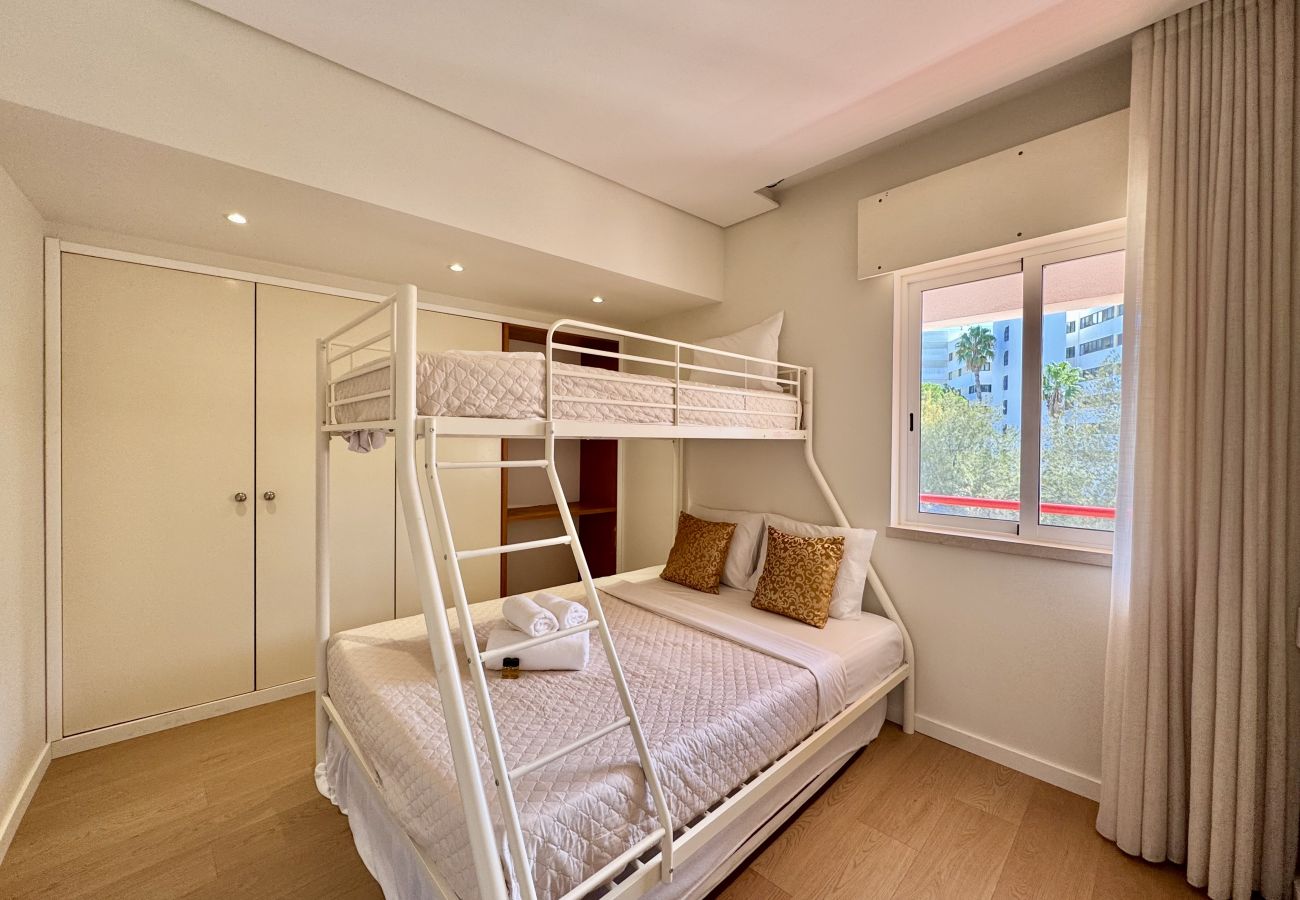 Appartement à Vilamoura - VILAMOURA GOLF APARTMENT 4 WITH POOL by HOMING