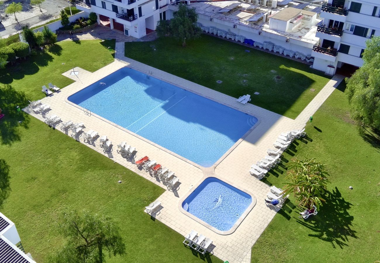 Appartement à Vilamoura - VILAMOURA DOWNTOWN 3 WITH POOL by HOMING
