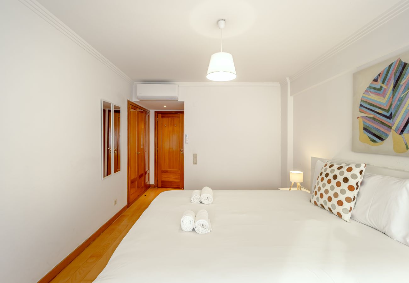 Appartement à Lisbonne - LARANJEIRAS GRAND APARTEMENT WITH PARKING by Homin